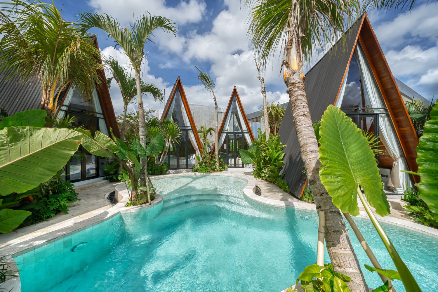 Elmon Ricefield Hotel