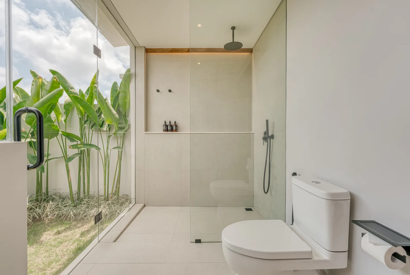 Double Room · Rain shower