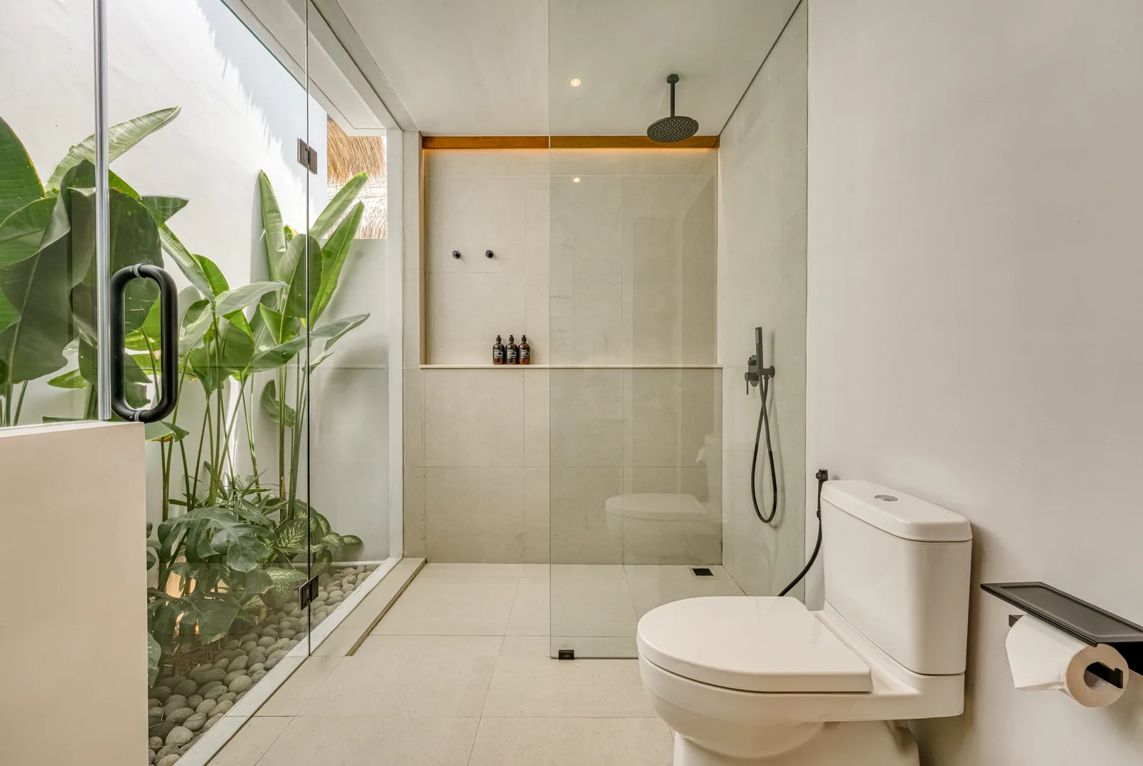 Twin Room · Rain shower